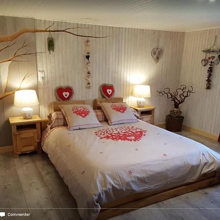 La Ferme De La-Haut B&B Le Haut-du-Them Kültér fotó